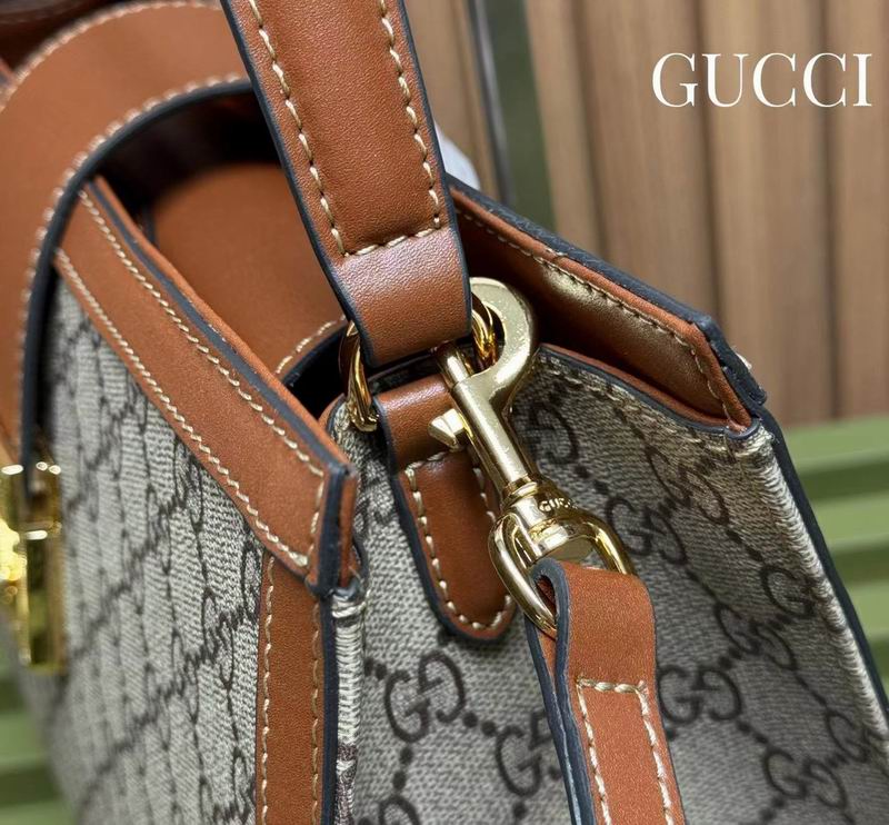 838991 31x21x11cm DF (23)