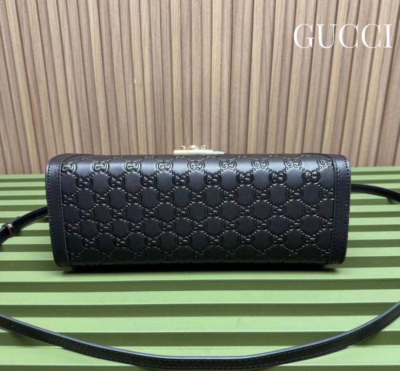 838991 31x21x11cm DF (42)