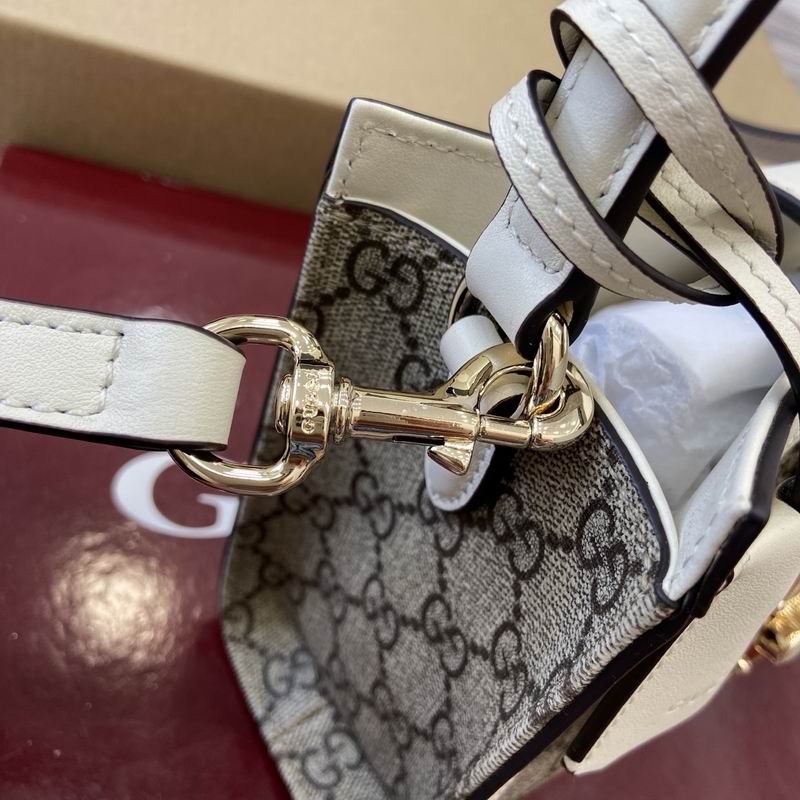 841653 20x13.5x8cm MP 3色 (10)