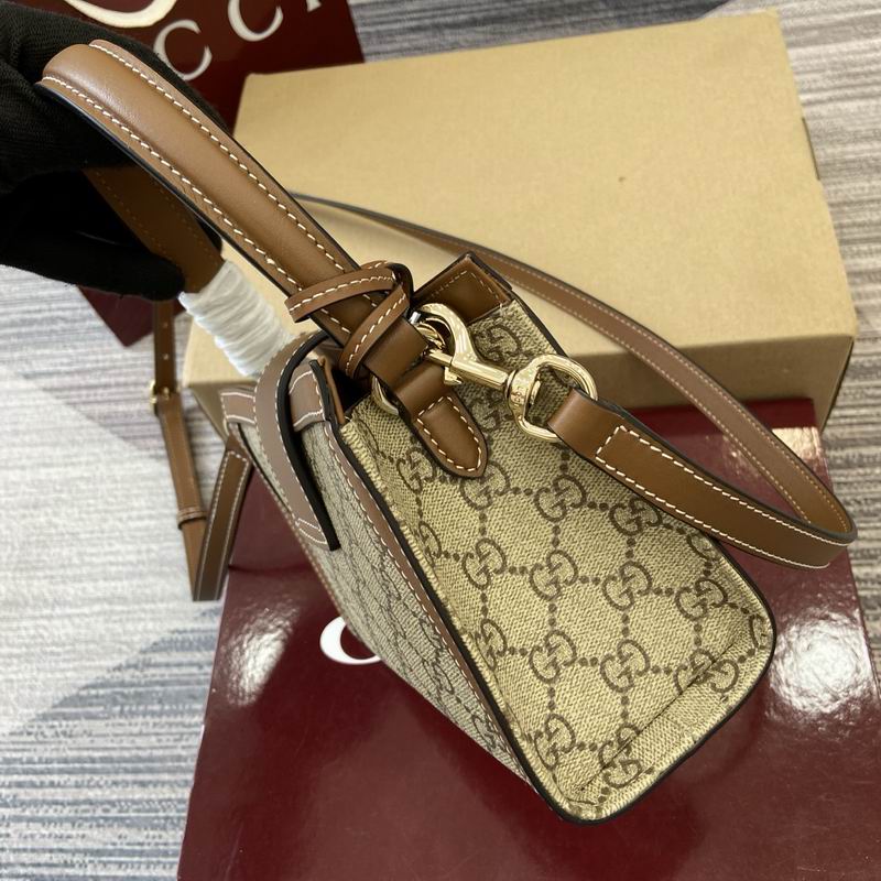 841653 20x13.5x8cm MP 3色 (24)