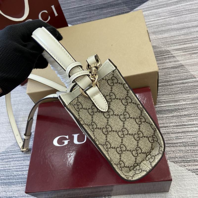 841653 20x13.5x8cm MP 3色 (3)