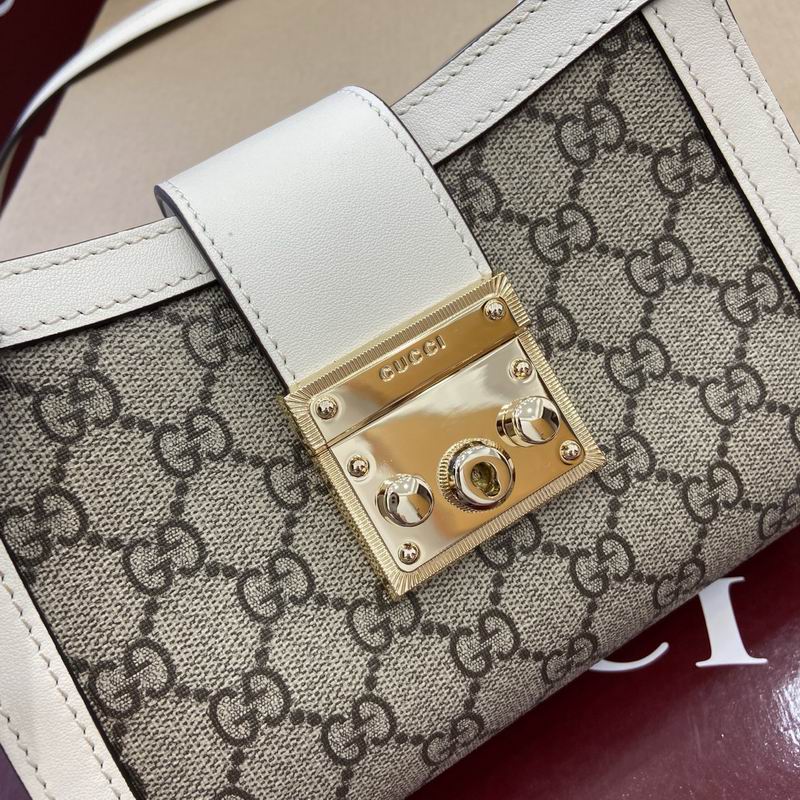 841653 20x13.5x8cm MP 3色 (6)