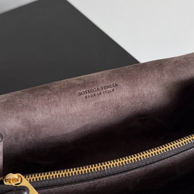 843893 21x11x9cm T (6)