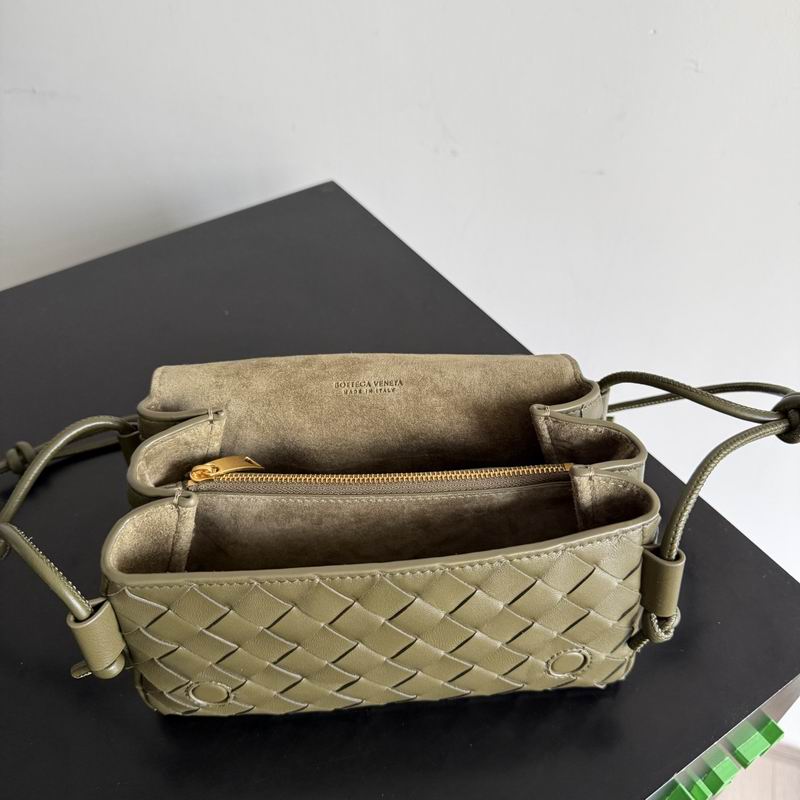 843893 21x11x9cm T (7)