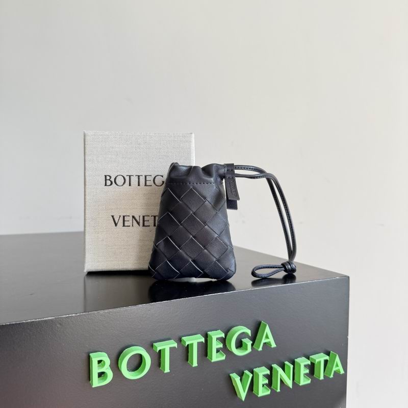 843903 8.5x11x1cm T (1)