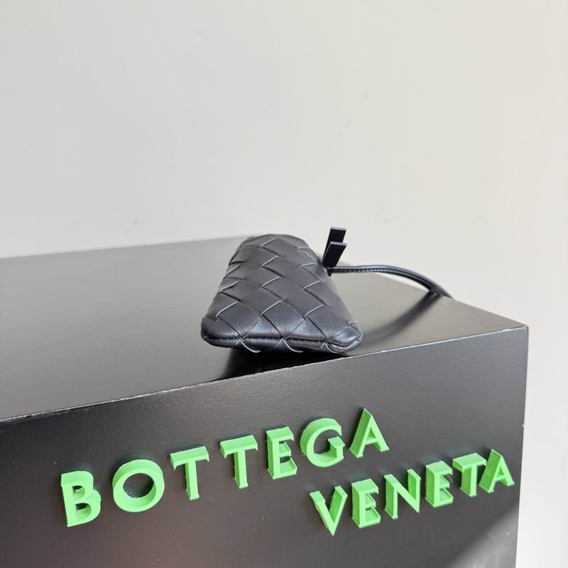 843903 8.5x11x1cm T (5)