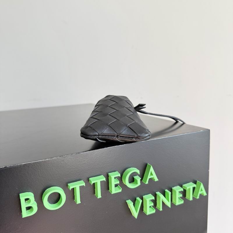 843903 8.5x11x1cm T (5)