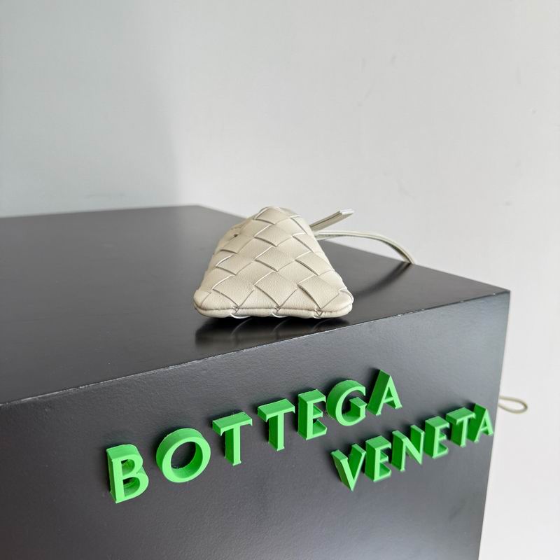 843903 8.5x11x1cm T (5)