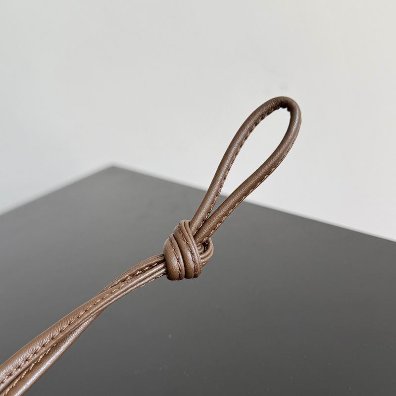 843903 8.5x11x1cm T (6)