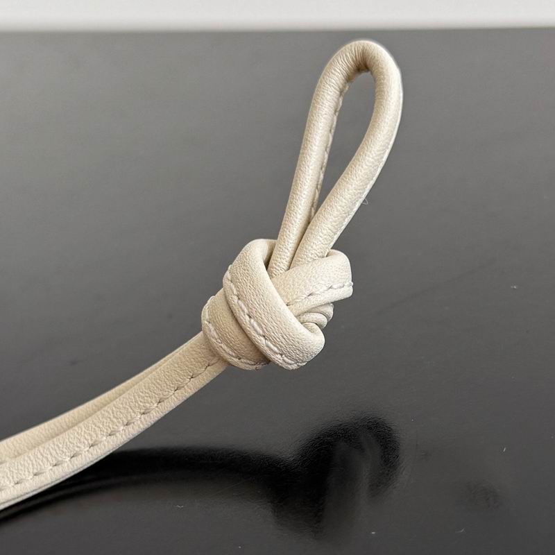 843903 8.5x11x1cm T (6)