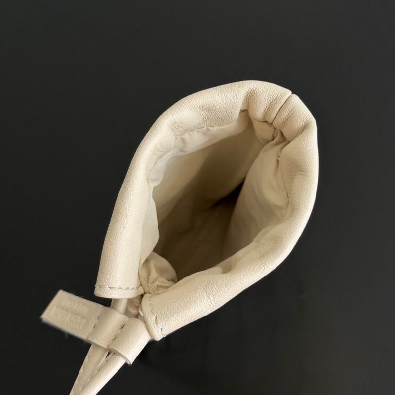 843903 8.5x11x1cm T (9)