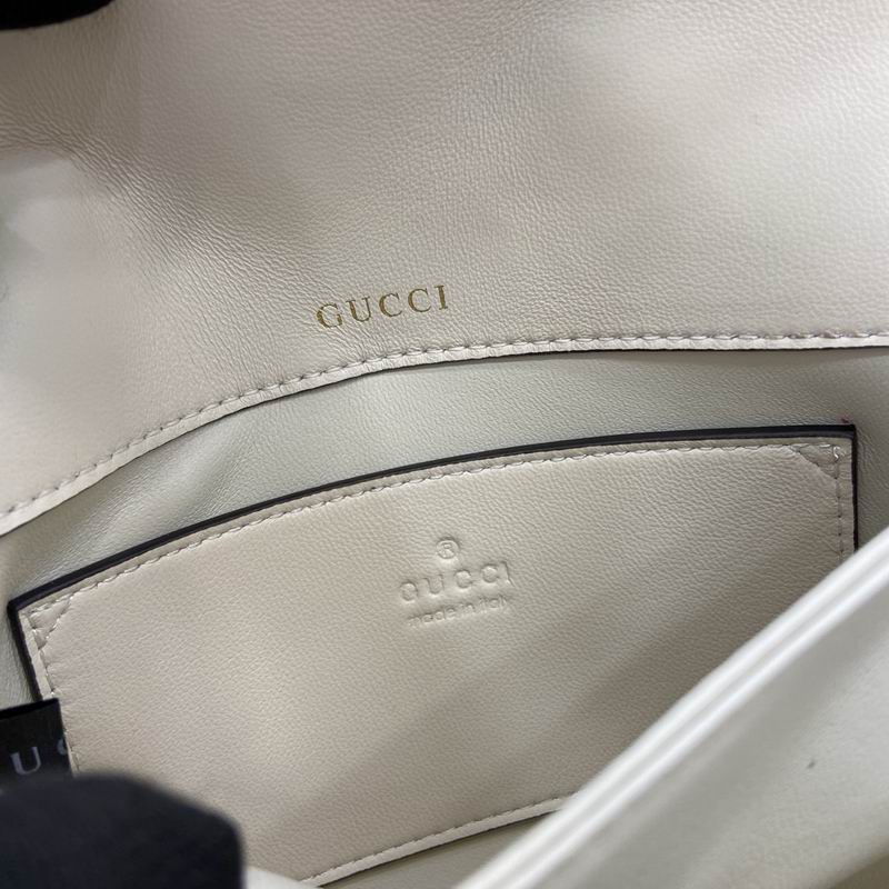 847064 19.5x15x9cm MP (10)