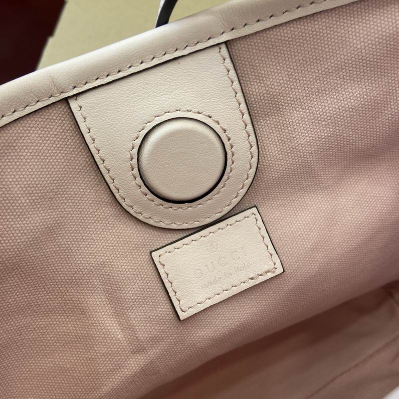 847090 14.5x16x18x8cm MP (1)