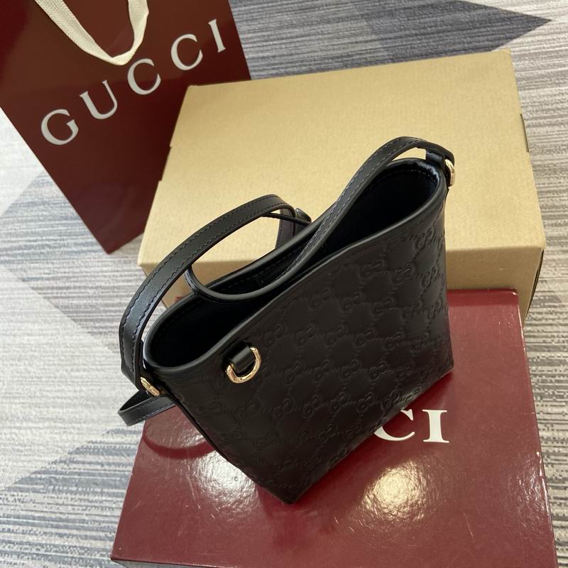 847090 15x18x8cm MP 3色 (29)