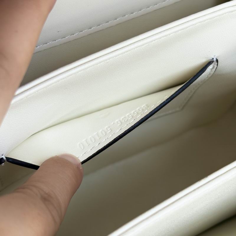 855536 19x13x8.5cm DF (25)