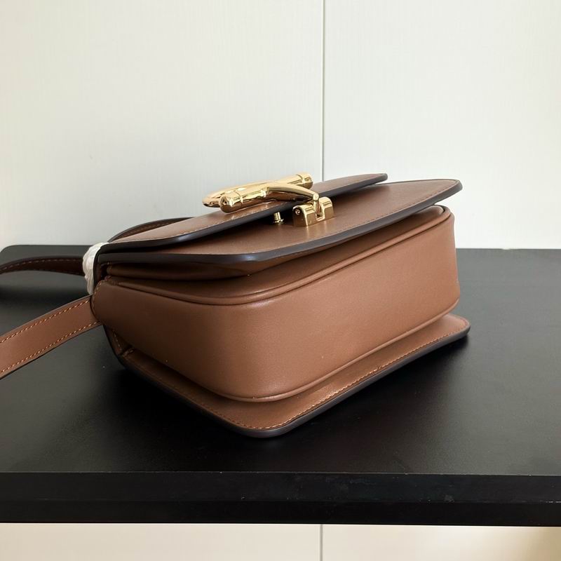 855536 19x13x8.5cm DF (31)