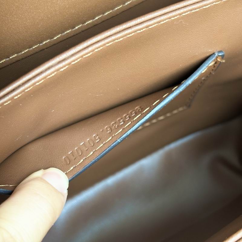 855536 19x13x8.5cm DF (34)