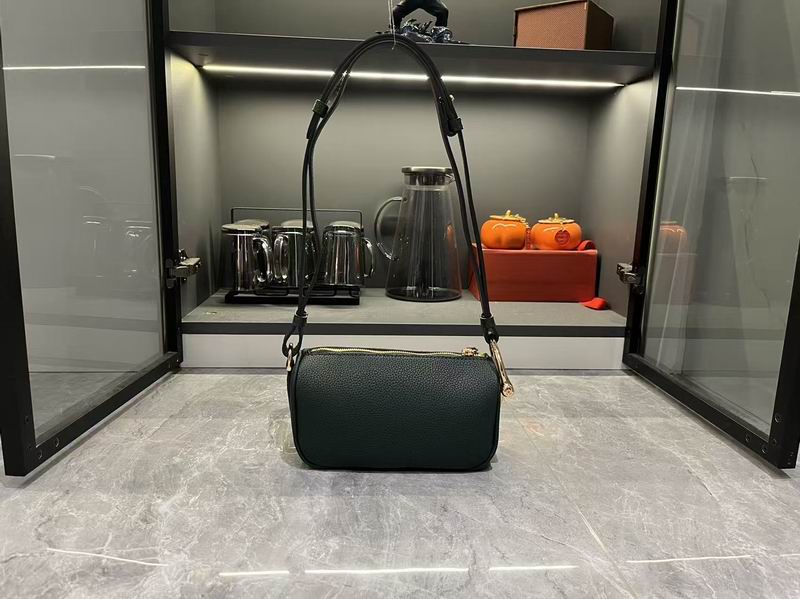 860784 19x9.5x9cm DF (12)