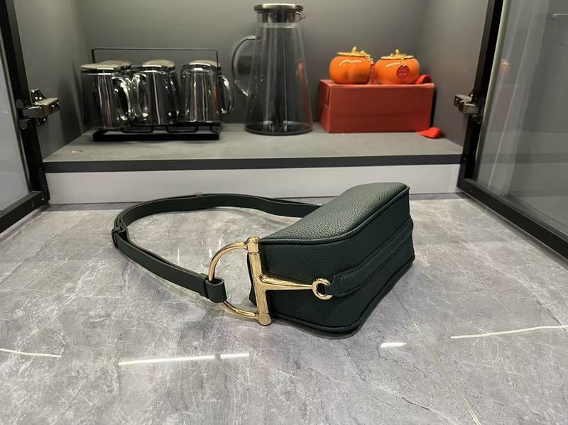 860784 19x9.5x9cm DF (15)