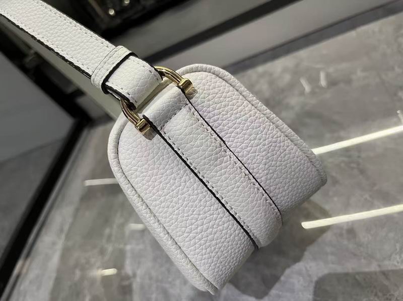 860784 19x9.5x9cm DF (23)