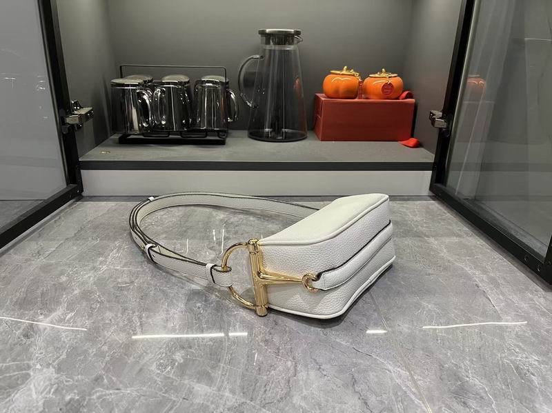 860784 19x9.5x9cm DF (24)