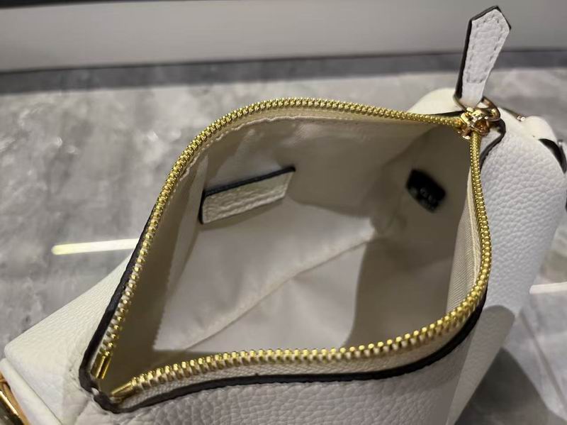 860784 19x9.5x9cm DF (27)