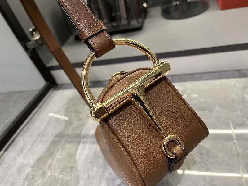 860784 19x9.5x9cm DF (36)