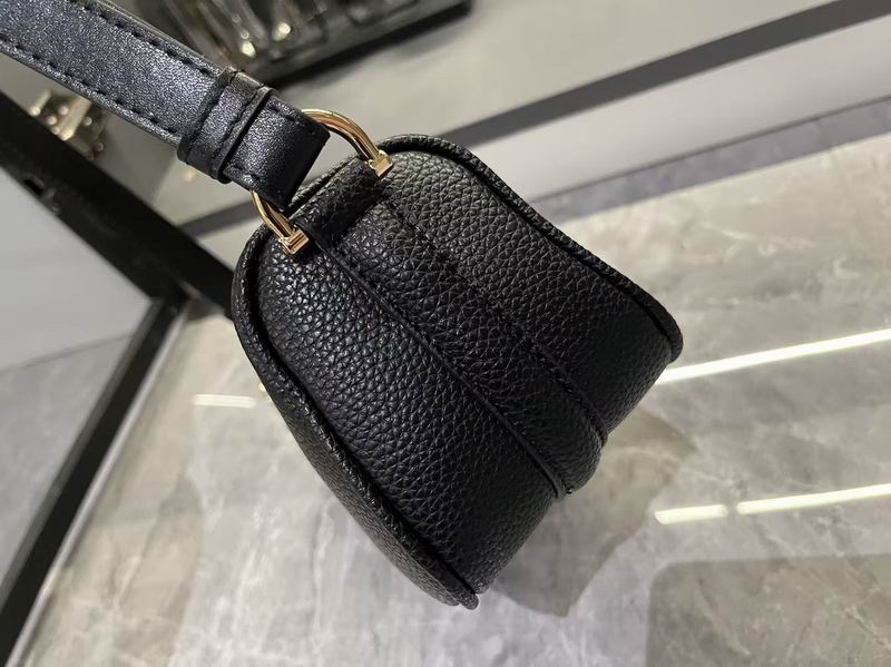 860784 19x9.5x9cm DF (5)