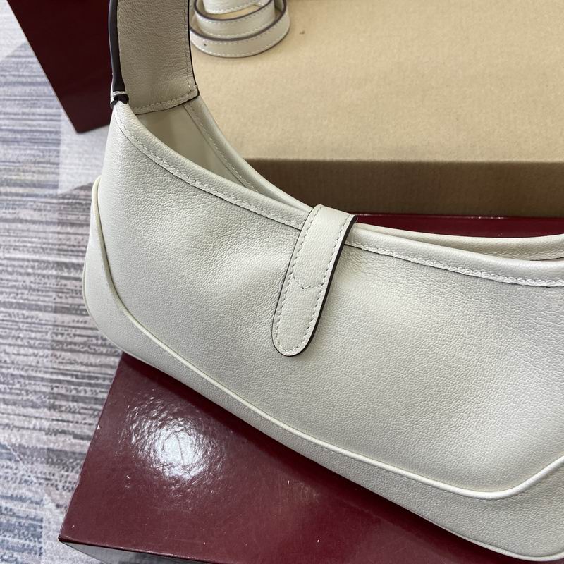 863137 27x13x6cm MP (33)