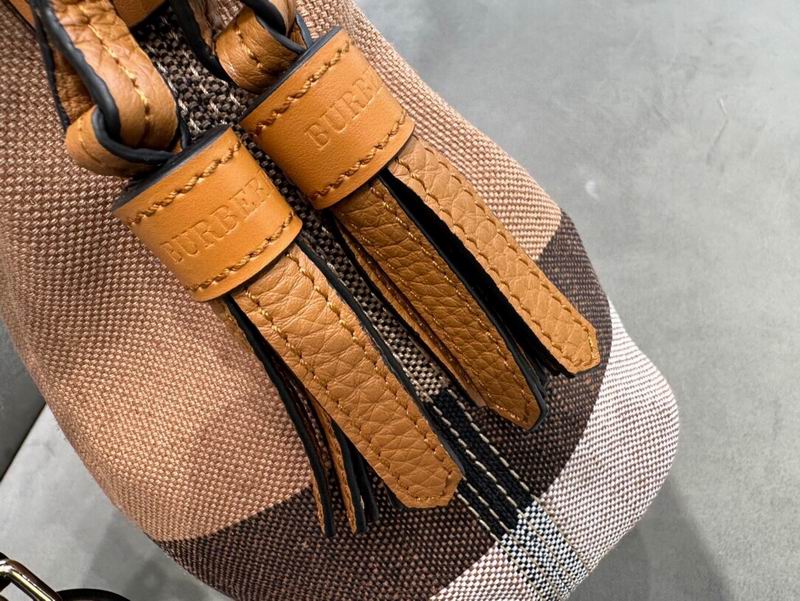 9361 24.5x17cm HQ (5)