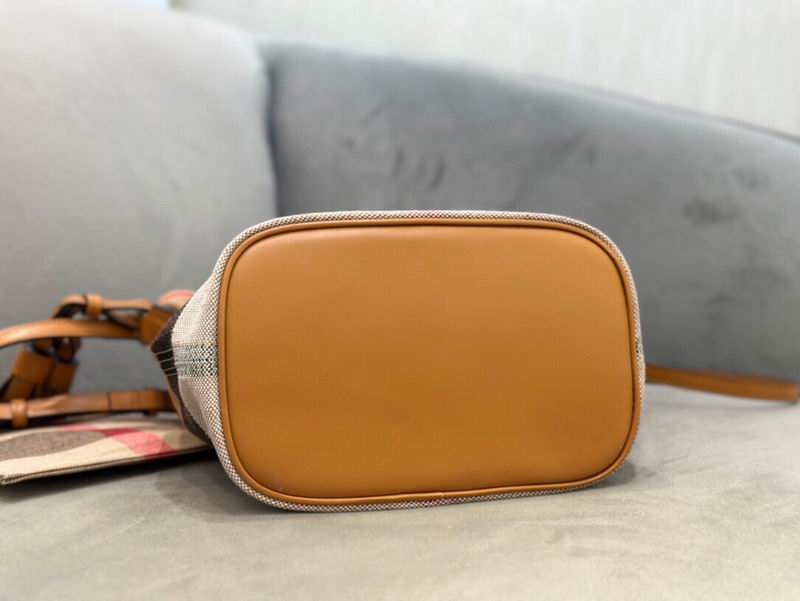 9361 24.5x17cm HQ (7)