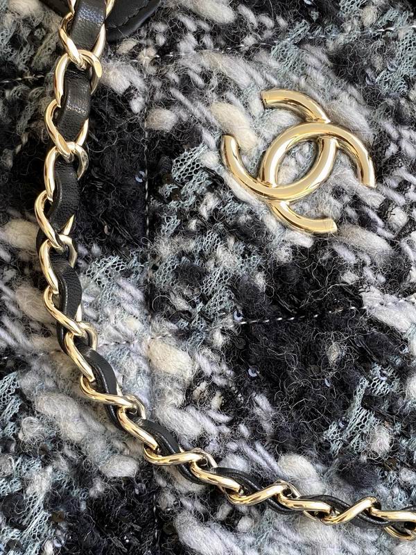 AS5689 27.5x39.5x16cm XZ (5)