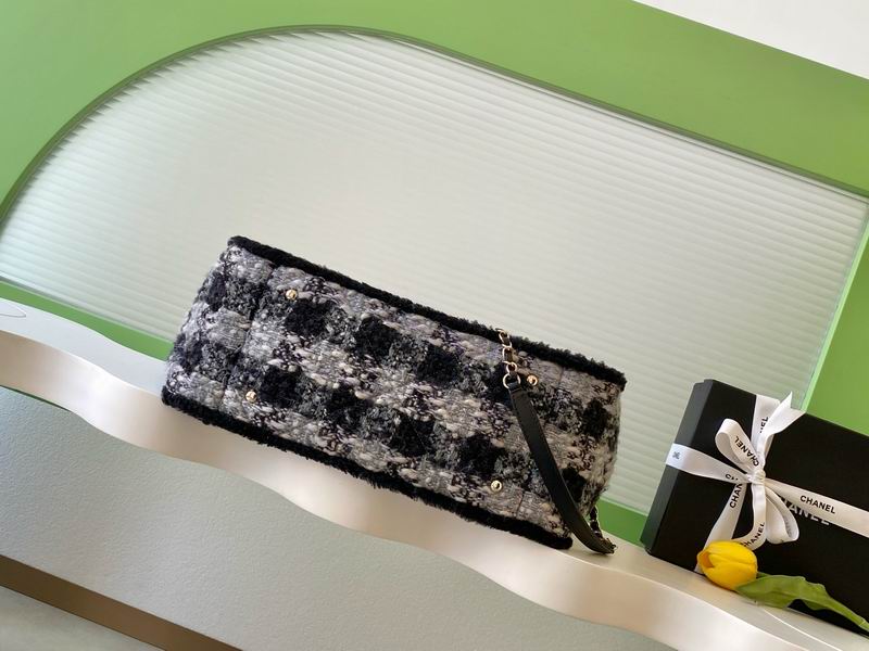 AS5689 27.5x39.5x16cm XZ (6)