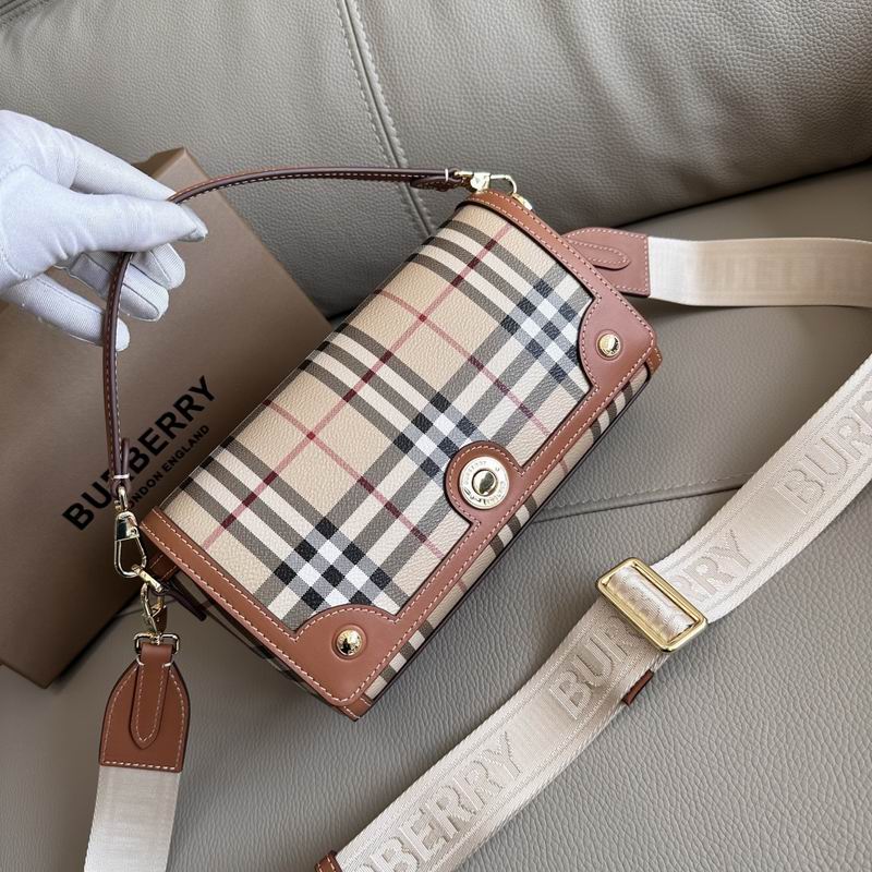 Burberry 24x8x14cm HQ (1)