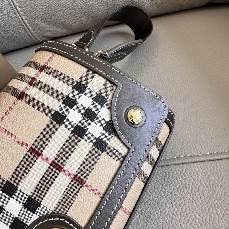 Burberry 24x8x14cm HQ (4)