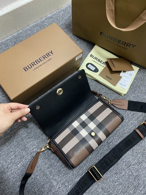 Burberry 24x8x14cm HQ (5)
