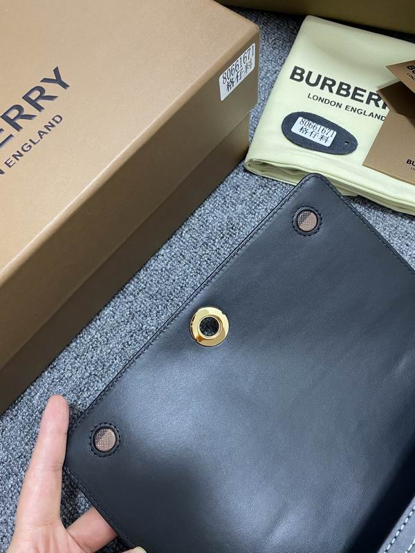 Burberry 24x8x14cm HQ (6)