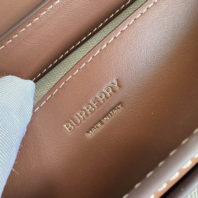 Burberry 25x8.5x18cm HQ (10)