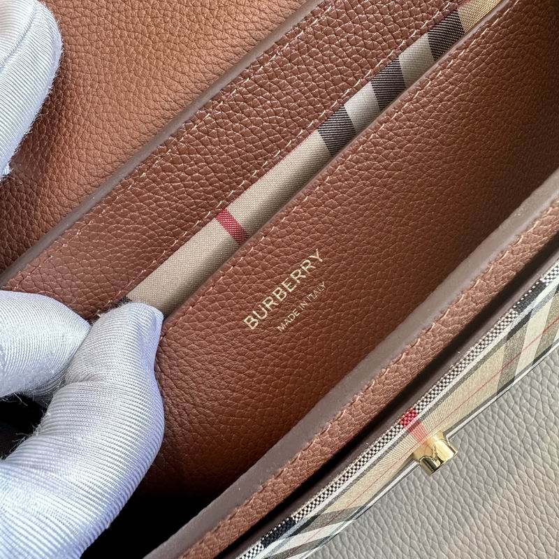 Burberry 25x8.5x18cm HQ (5)