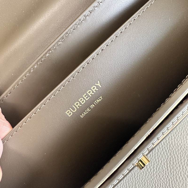 Burberry 25x8.5x18cm HQ (5)