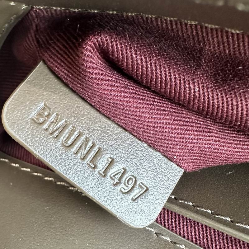 Burberry 25x8.5x18cm HQ (6)