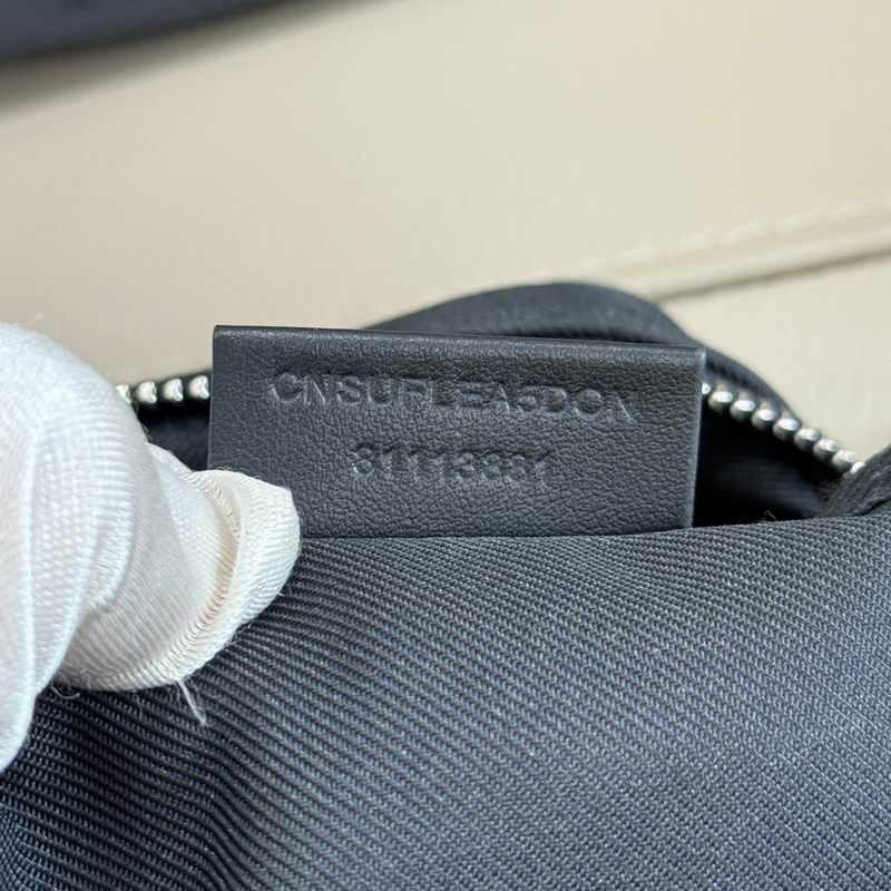 Burberry 26.5x9x18cm HQ (7)