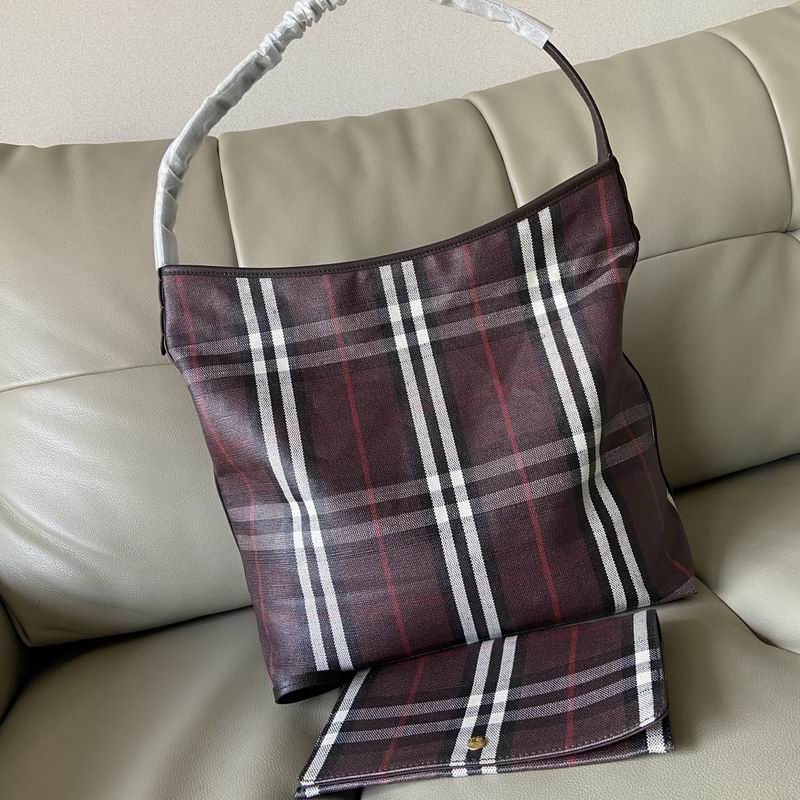 Burberry 35.5x15x38cm HQ (2)