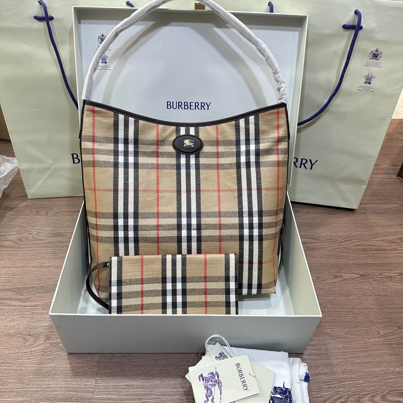 Burberry 35.5x15x38cm HQ (3)
