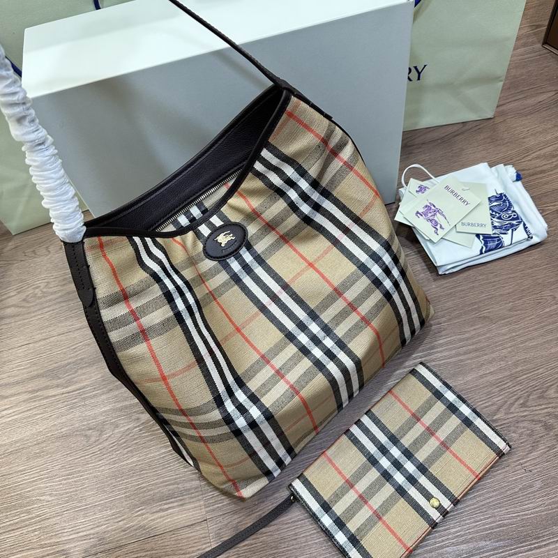 Burberry 35.5x15x38cm HQ (6)