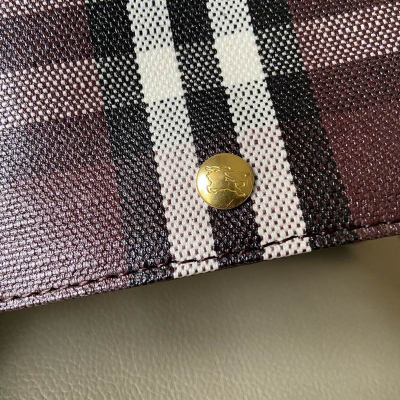 Burberry 35.5x15x38cm HQ (7)