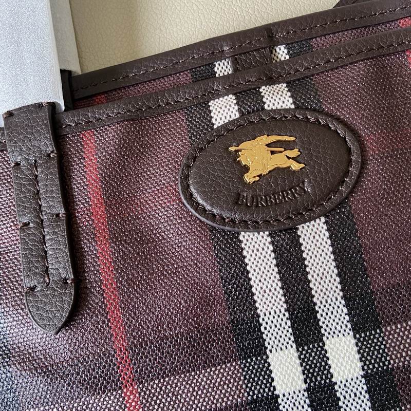 Burberry 38x16.5x28cm HQ (5)