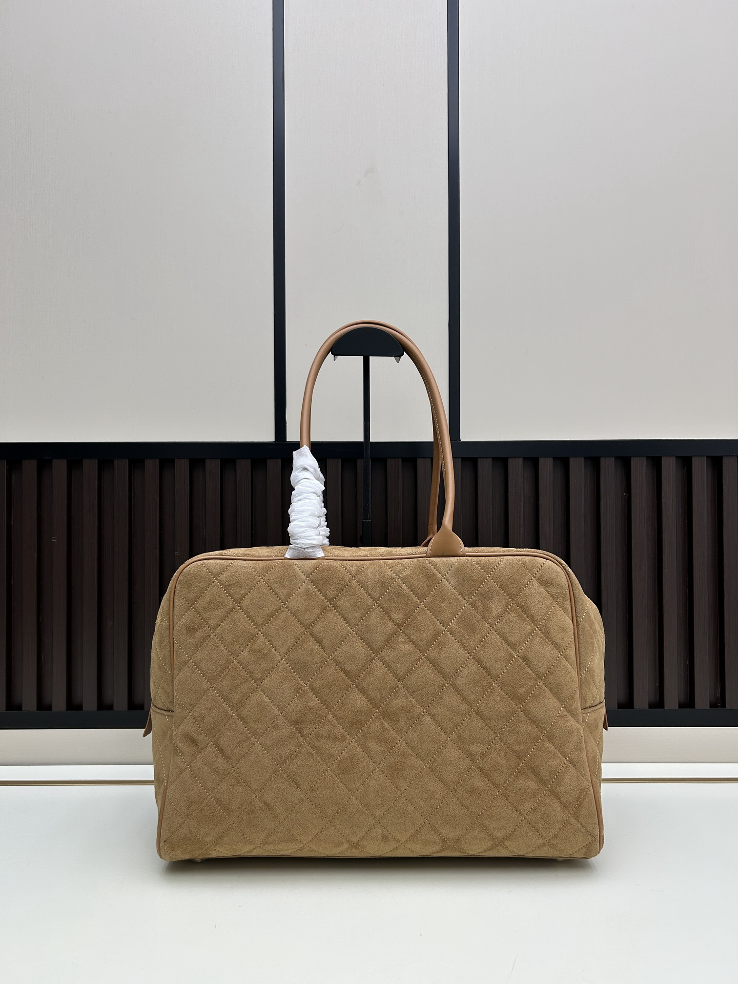 Chanel C012 41x31x23cm jj1_2