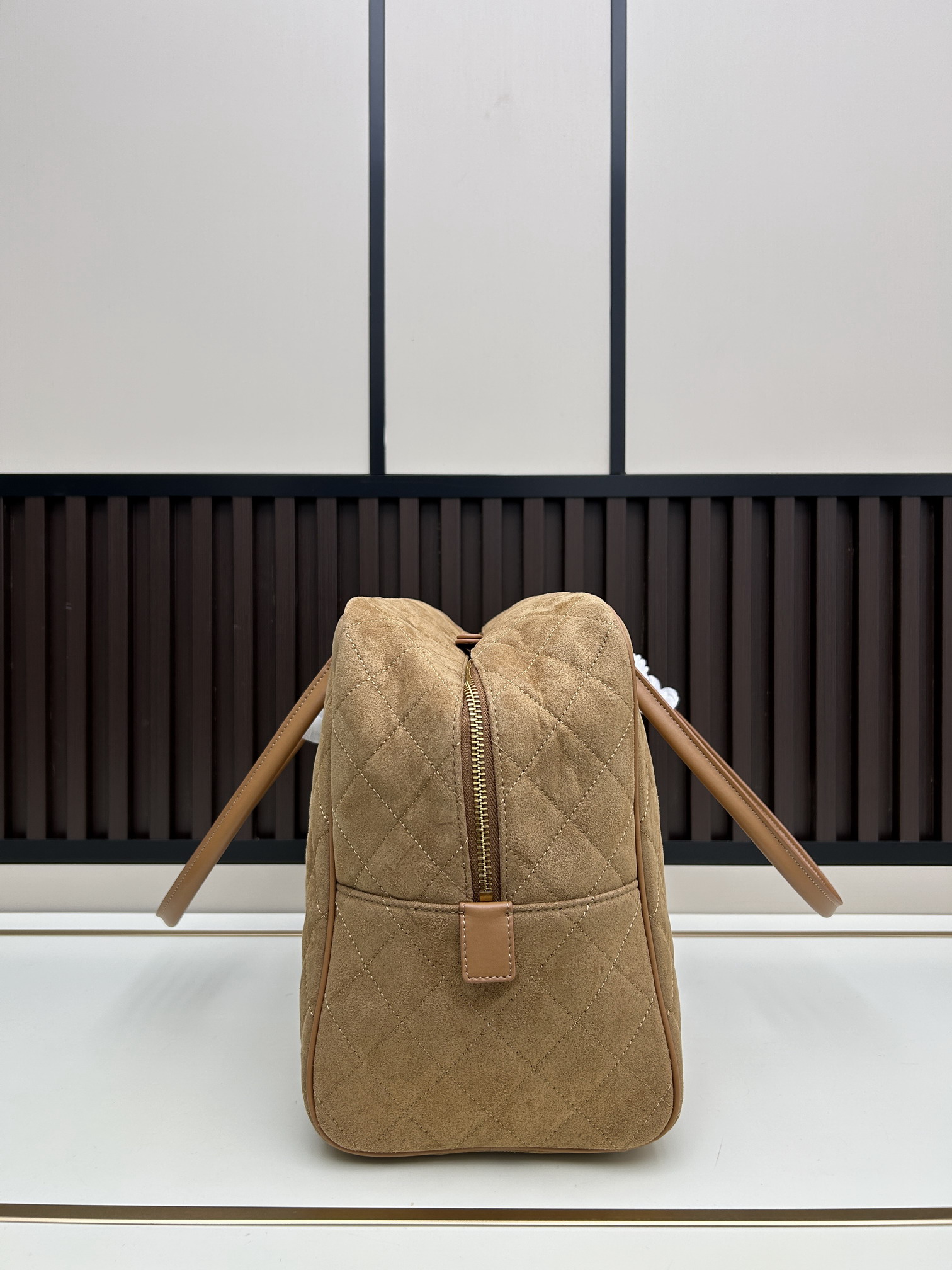 Chanel C012 41x31x23cm jj1_3