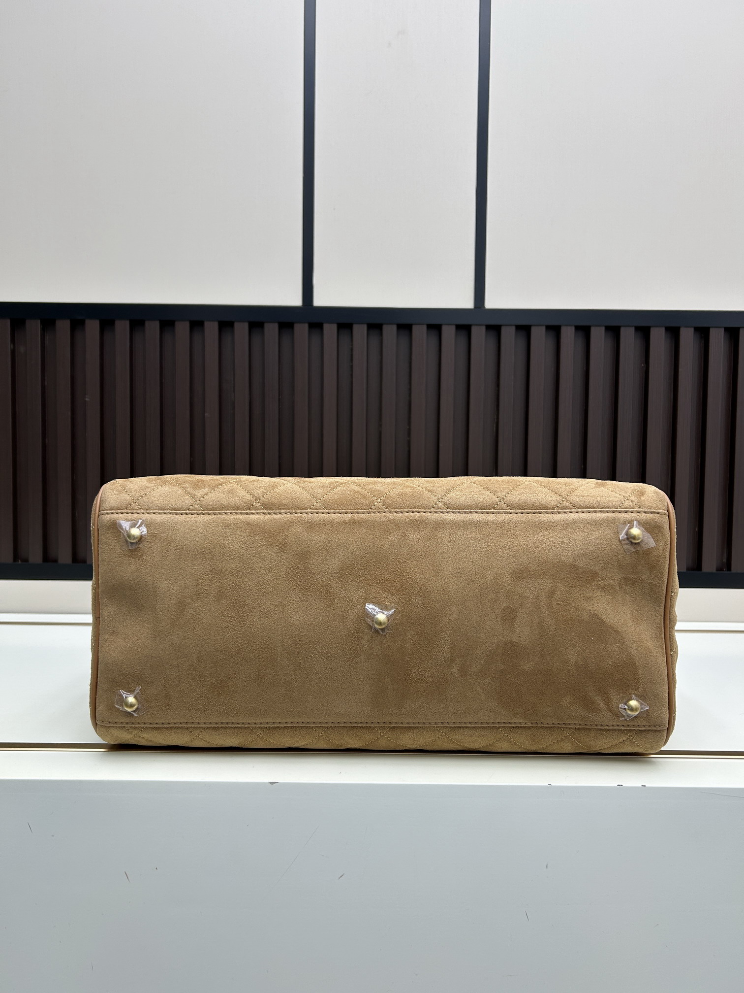 Chanel C012 41x31x23cm jj1_5